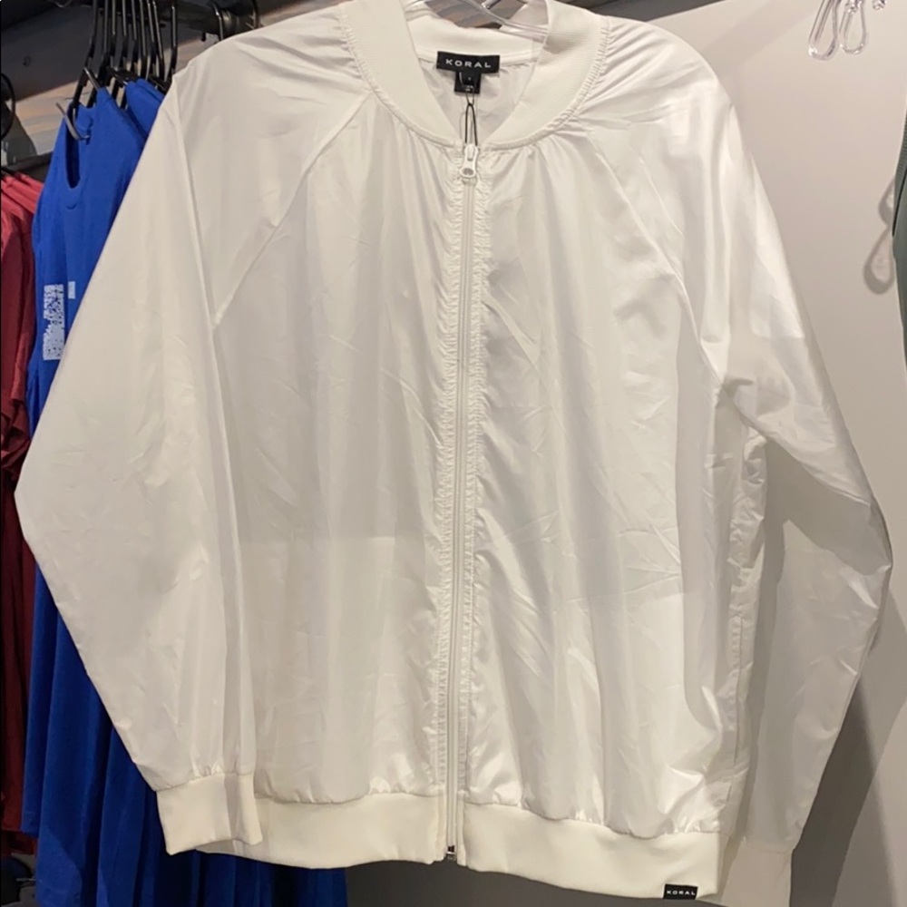 Koral White Windbreaker